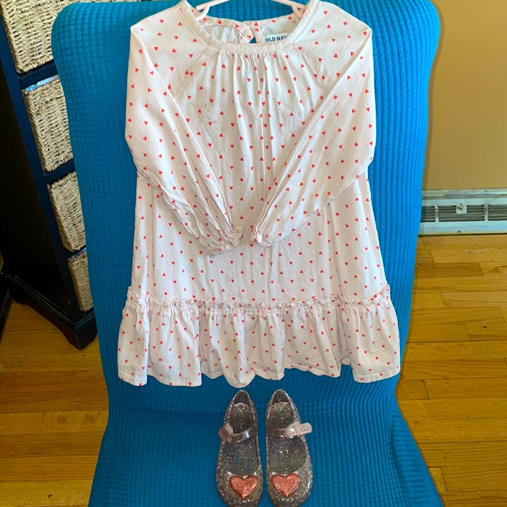 Old navy dress w/ matching shoes